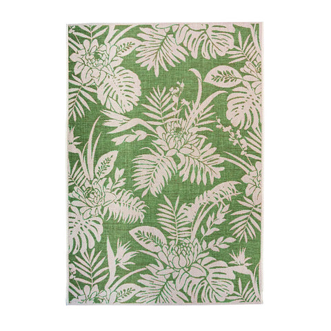 Leaves green