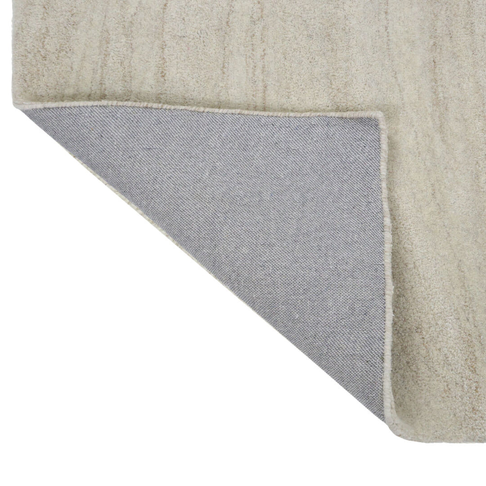 
                      
                        Surin beige teppe
                      
                    