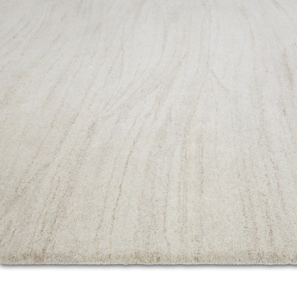 
                      
                        Surin beige teppe
                      
                    